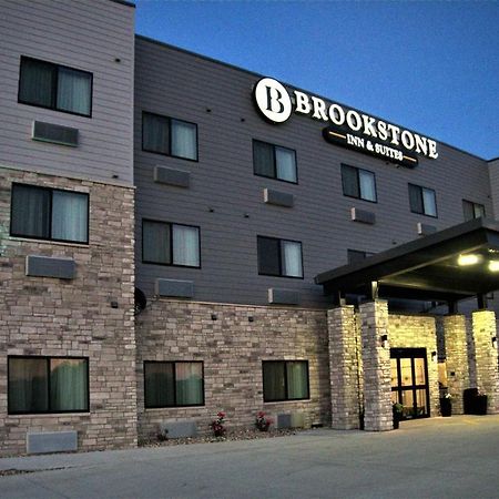 Brookstone Inn & Suites ฟอร์ตดอดจ์ ภายนอก รูปภาพ